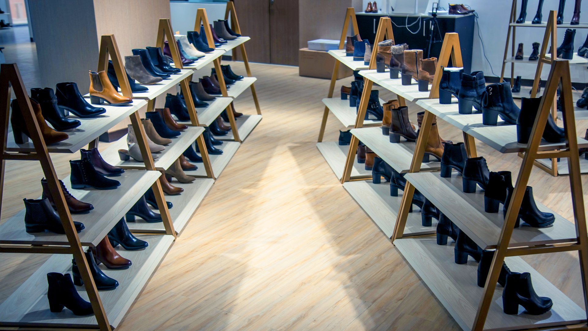 Research & Development Apex Footwear Ltd.